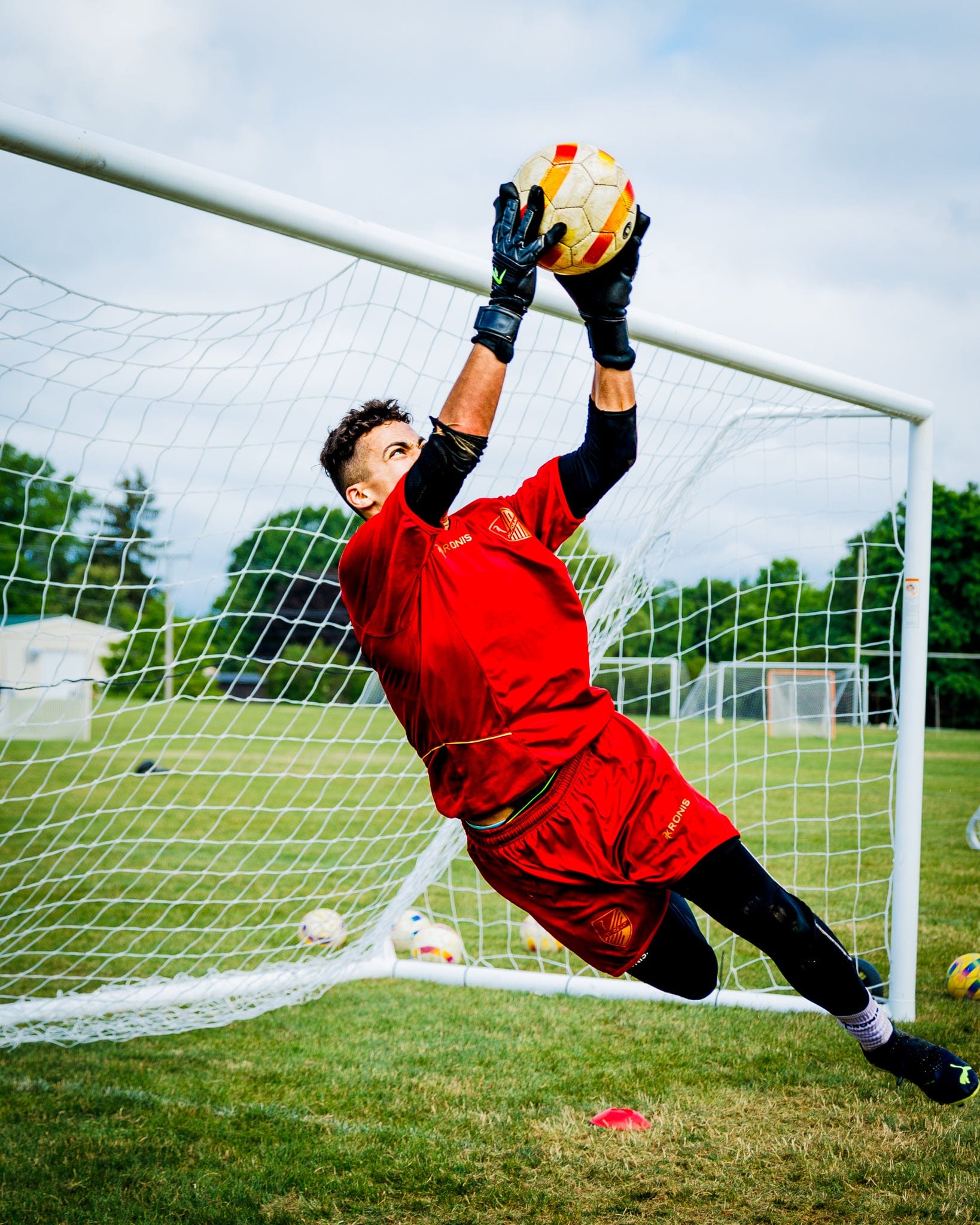 Goalkeeper Camps by KRONIS Academy KRONIS Soccer